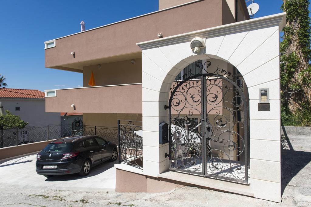 Avama View Apartments Podstrana Bagian luar foto