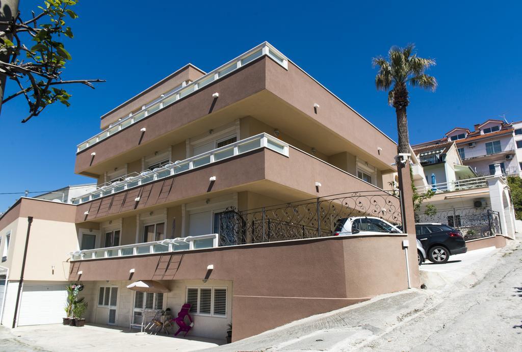 Avama View Apartments Podstrana Bagian luar foto